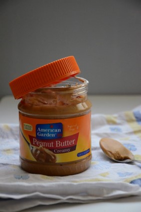 Erdnussbutter für Reinigung der Kleberückstände 