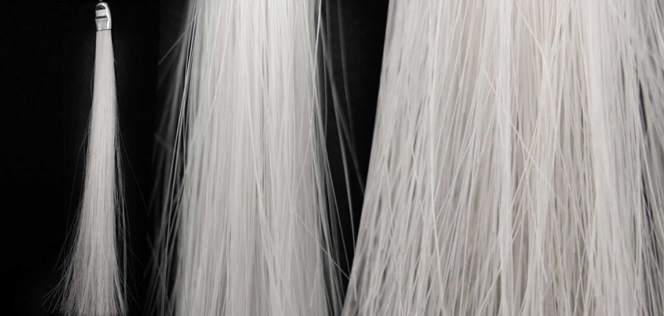 Synthetisches Graues Haar